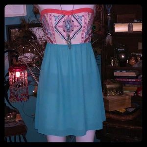 NWT Flying Tomato strapless dress